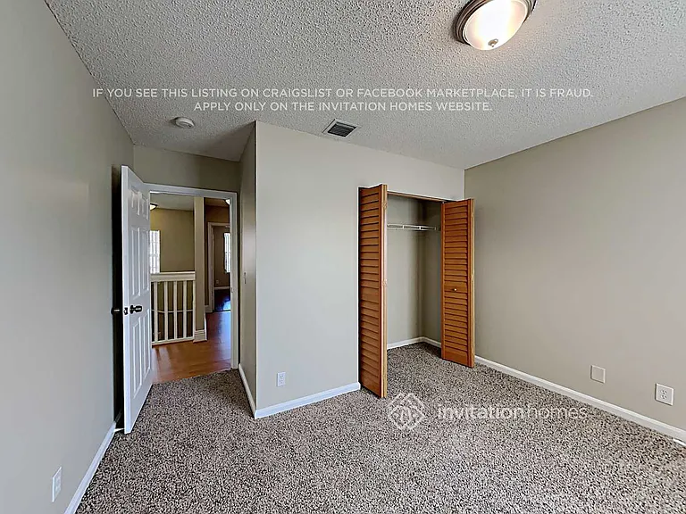 10338 NW 7th St — Photo 8