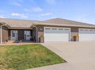 1915 S Court St, Fairfield, IA 52556