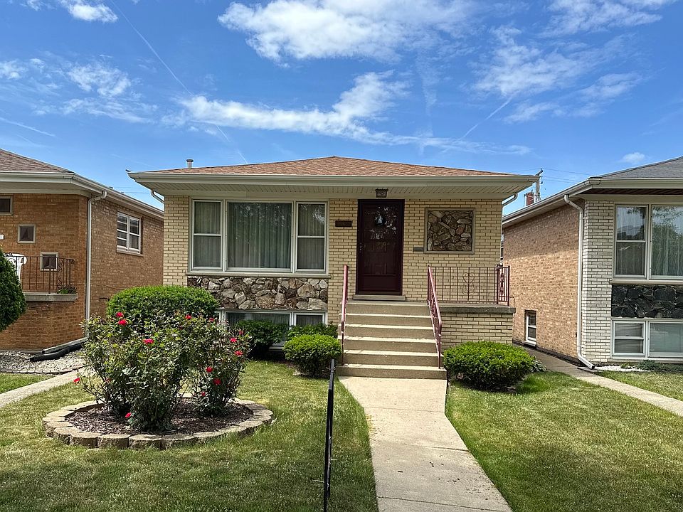 1st image of 4838 S Laramie Ave