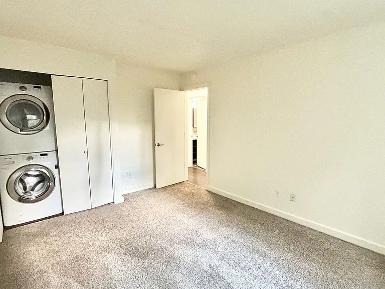 Holgate Lofts — Photo 12
