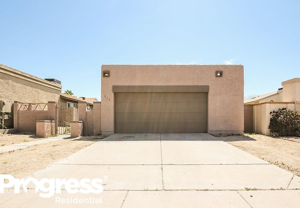 1st image of 933 E Wahalla Ln