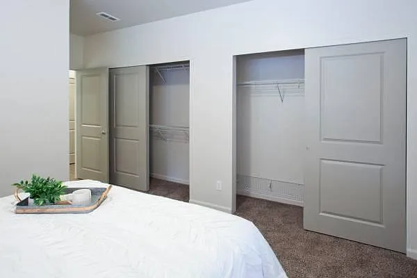 1456 sqft - Master Bedroom