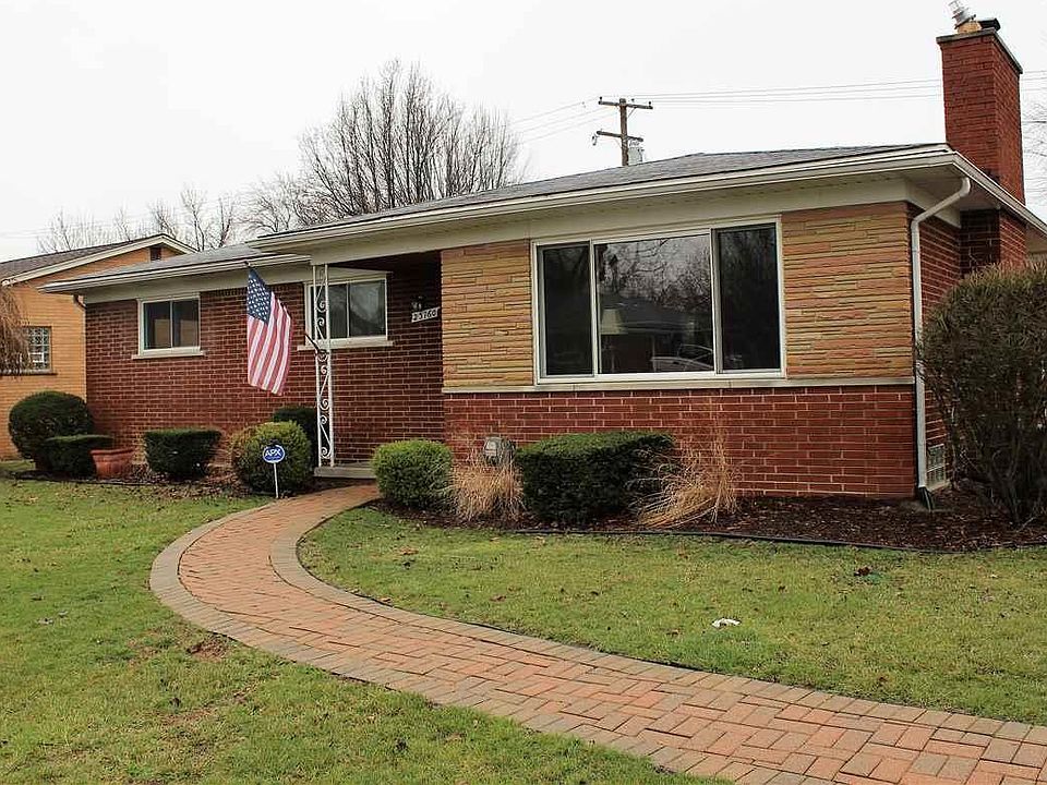 1st image of 23160 Greencrest St