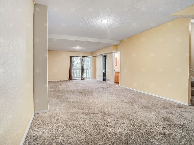 4800 Horton St — Photo 19