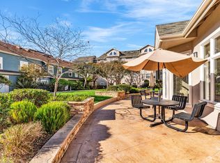 555 10th St APT 102, Oakland, CA 94607