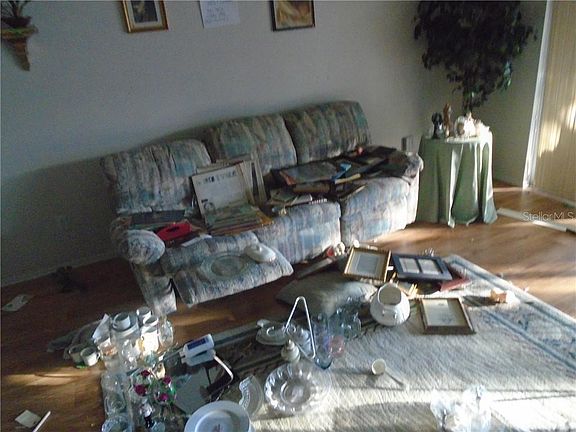 3rd image of 4404 Hollow Branch Ct