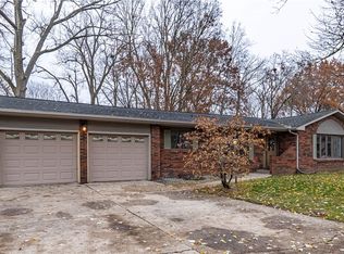 3028 Olympia Dr, Decatur, IL 62521