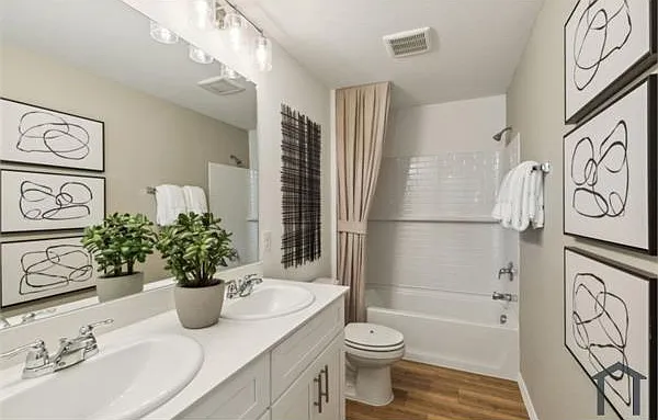 15908 Dauntless Cove Dr — Photo 17