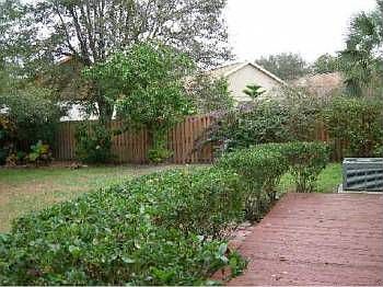 5th image of 7034 Villa Estelle Dr