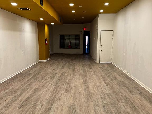 4th image of 6729 Elmwood Ave