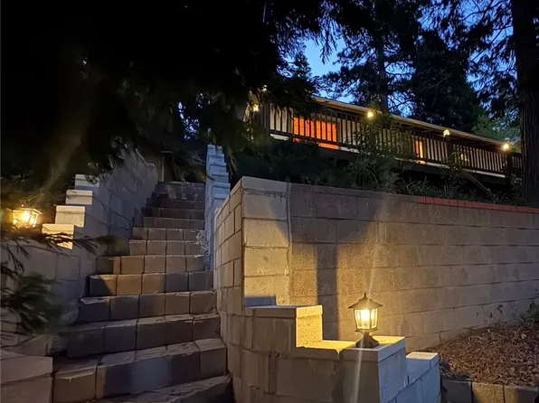 23788 Zuger Dr, Crestline, CA 92325