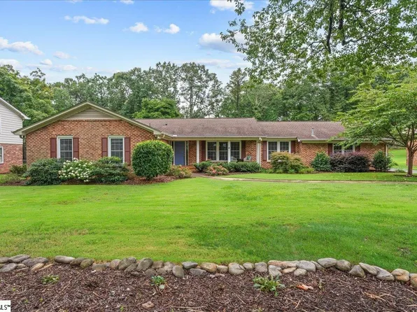 114 Seabury Dr, Greenville, SC 29615