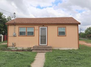2110 Chester St, Sweetwater, TX 79556