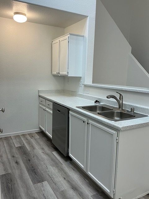 1st image of 4357 Woodwell St #0