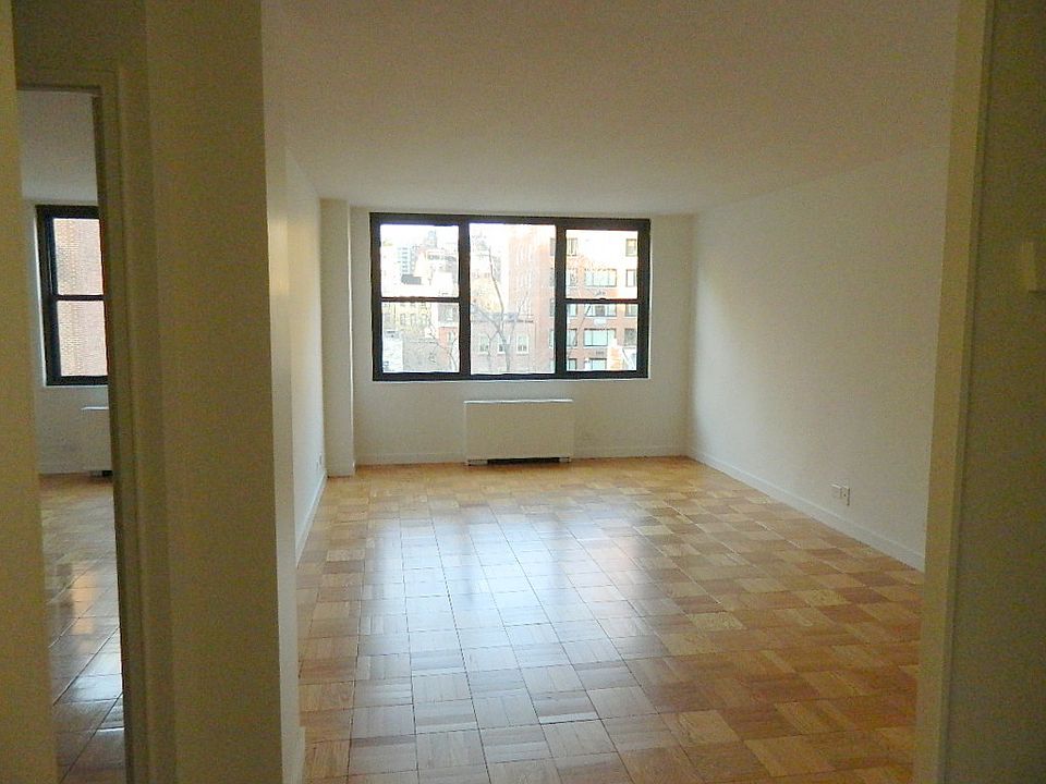 1st image of 8 Park Ave