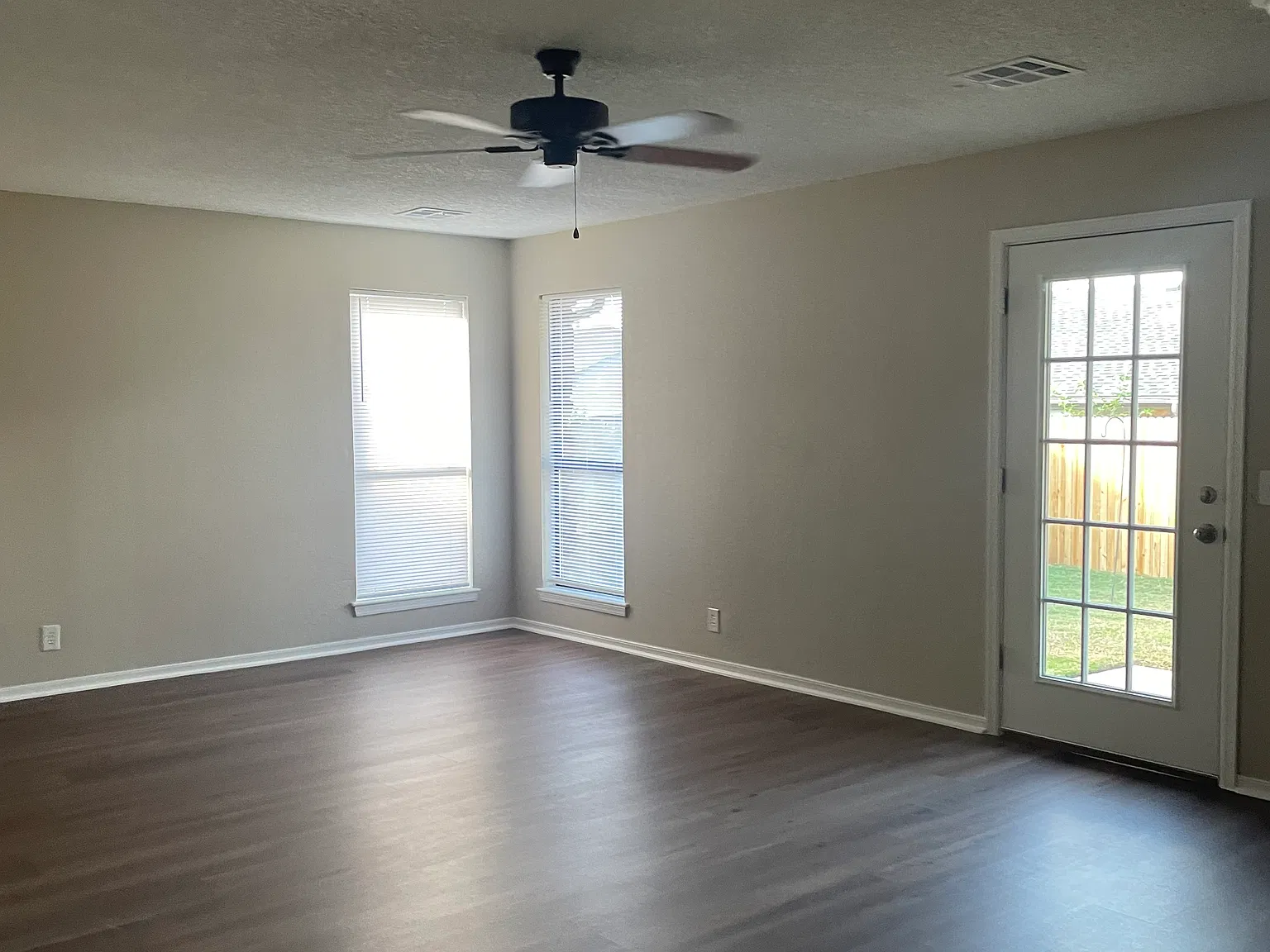 3 bed, 1498 sqft, $1,500 — Photo 3