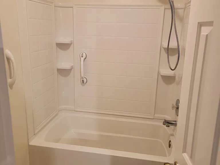 411 Woodsman Ct — Photo 14