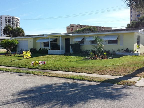 3rd image of 2551 E Coral Way