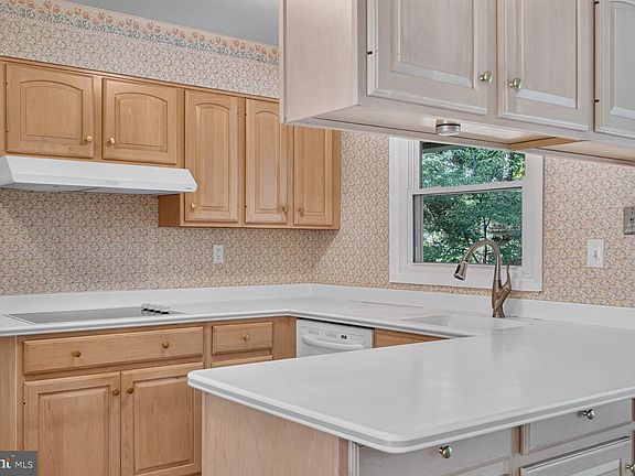 5th image of 8798 Oxwell Ln