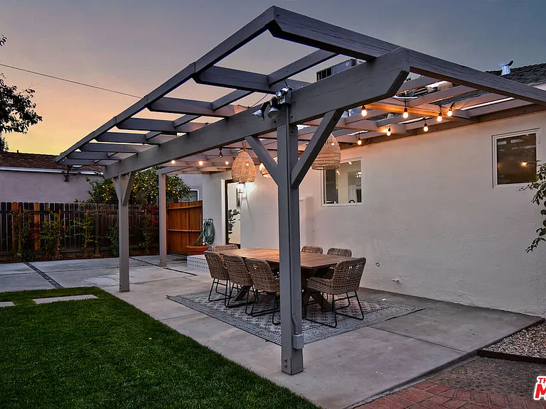 6167 Costello Ave — Photo 40
