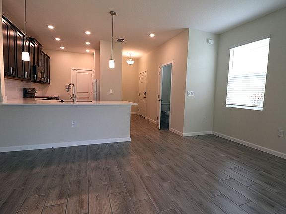 3rd image of 291 Muscogee Ln