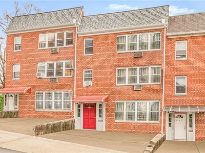 640 W 227th Street, Bronx, NY, 10463