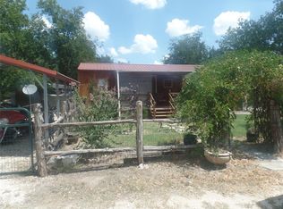 304 7th St, Hico, TX 76457