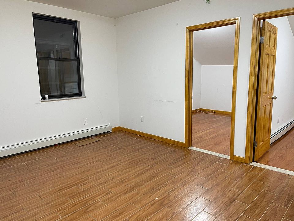 1st image of 8808 19th Ave APT 3