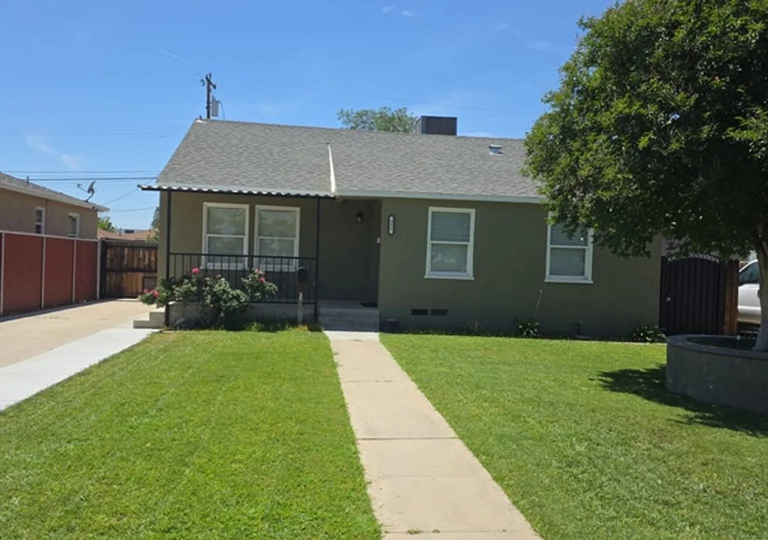 Centrally located! — Photo 1