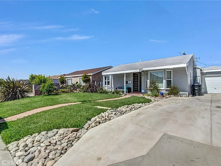 3663 Delta Ave — Photo 1
