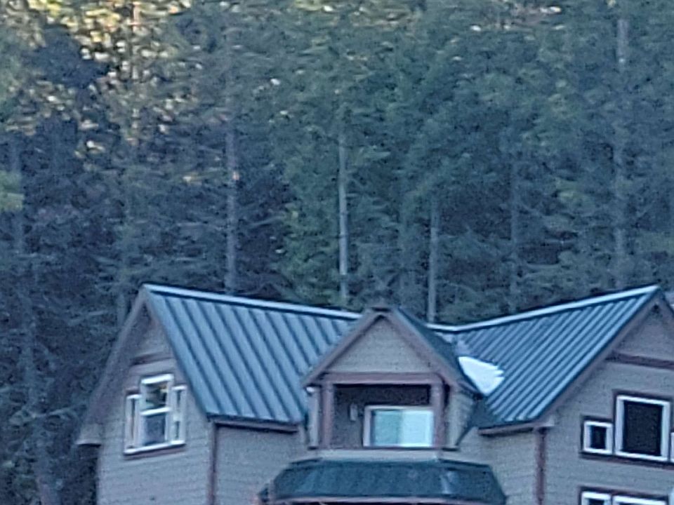 2nd image of 2121 Northport Flat Creek Rd
