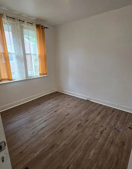 9109 Argyle Ave — Photo 14