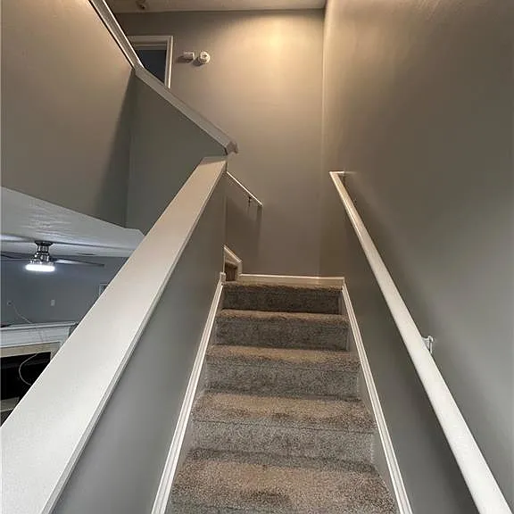 2025 Austin Park Cir — Photo 16