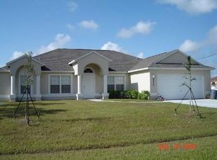 6446 NW Regal Cir, Port Saint Lucie, FL 34983
