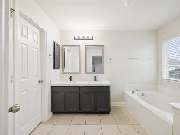 17923 Hollow Hill Ln, Richmond, TX 77407