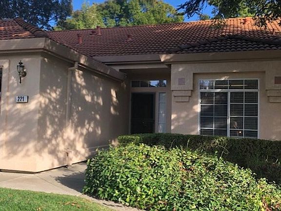 2nd image of 221 Sundance Dr