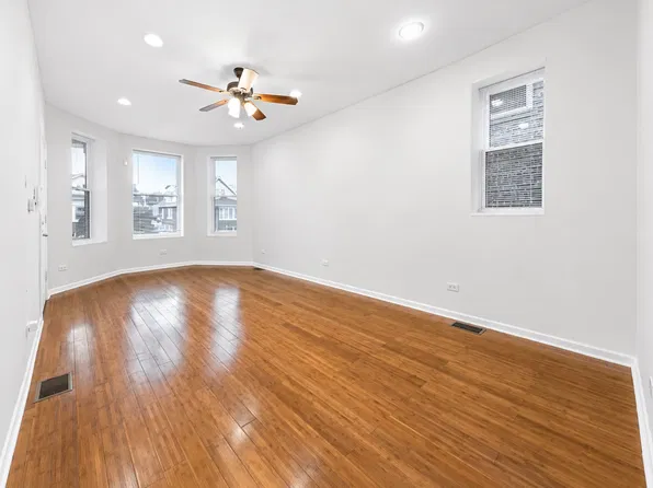 1306 S 58th Ave #1, Cicero, IL 60804