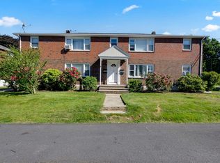 10 Vecchia St APT D, Webster, MA 01570