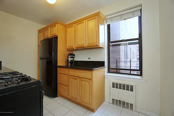 Sold by REMAX Elite | media 15