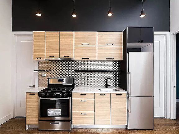 2nd image of 287 Harman St APT 2R