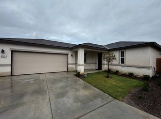 3274 Seymour St, Tulare, CA 93274