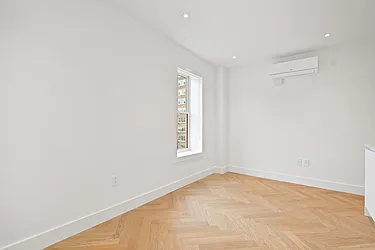 Rented by Akelius Real Estate Management