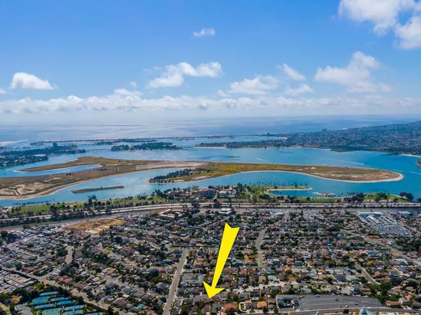 1830 Illion St, San Diego, CA 92110