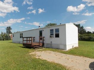 2795 Marlette Rd, Applegate, MI 48401