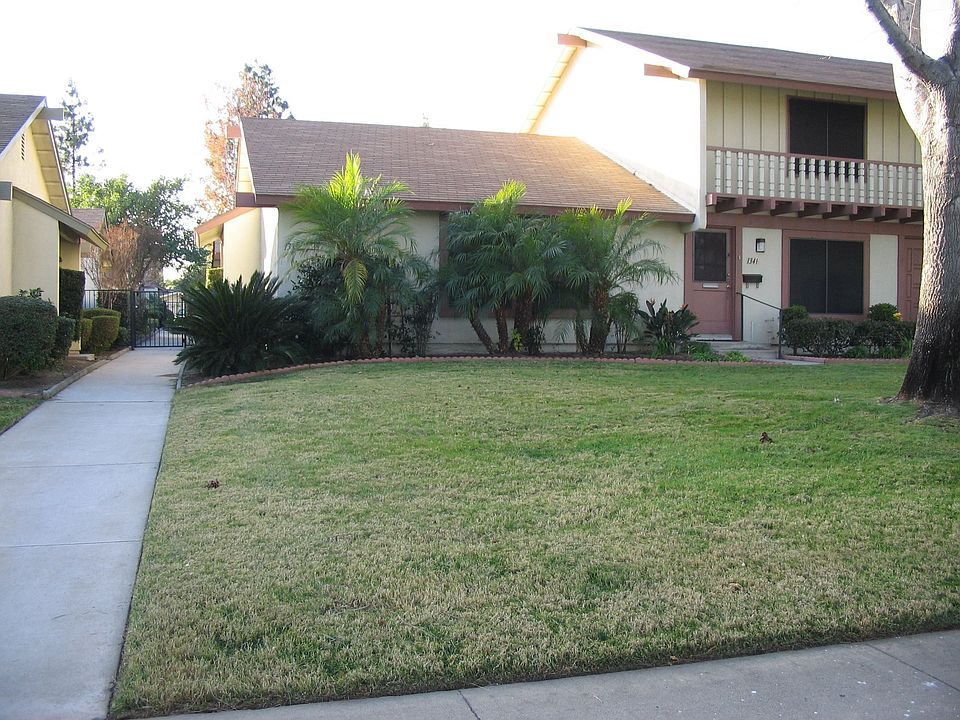 1st image of 1339 N San Diego Ave