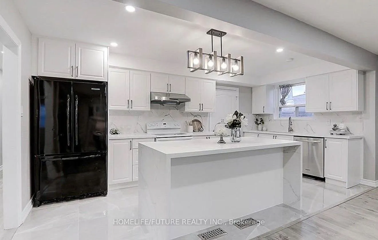 3 bed, $3,200 — Photo 2