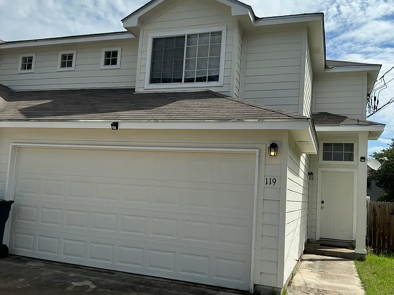 119 Cedargrove St — Photo 10