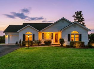 88 Cedarcrest Dr, Waynesboro, VA 22980