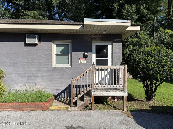 312 Roosevelt Rd APT D, Jacksonville, NC 28540