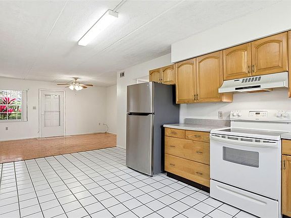 2nd image of 525 Conway Rd APT 49